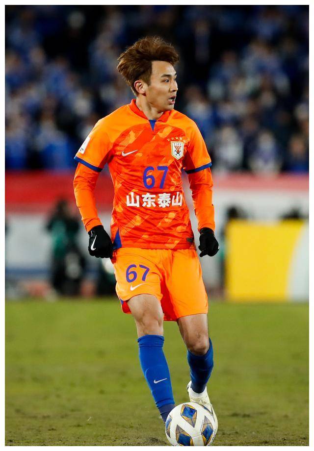 英雄-今夜北京首钢主帅复盘——足总杯节点到来，球迷炸锅，心理建设被强调的简单介绍